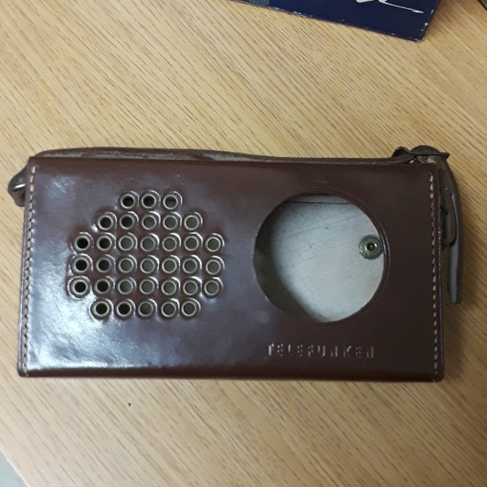Radio - Picture 4 of 8